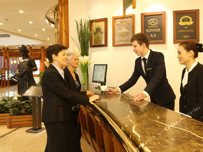 杭州馬可波羅假日酒店 平海路38號的舒適港灣